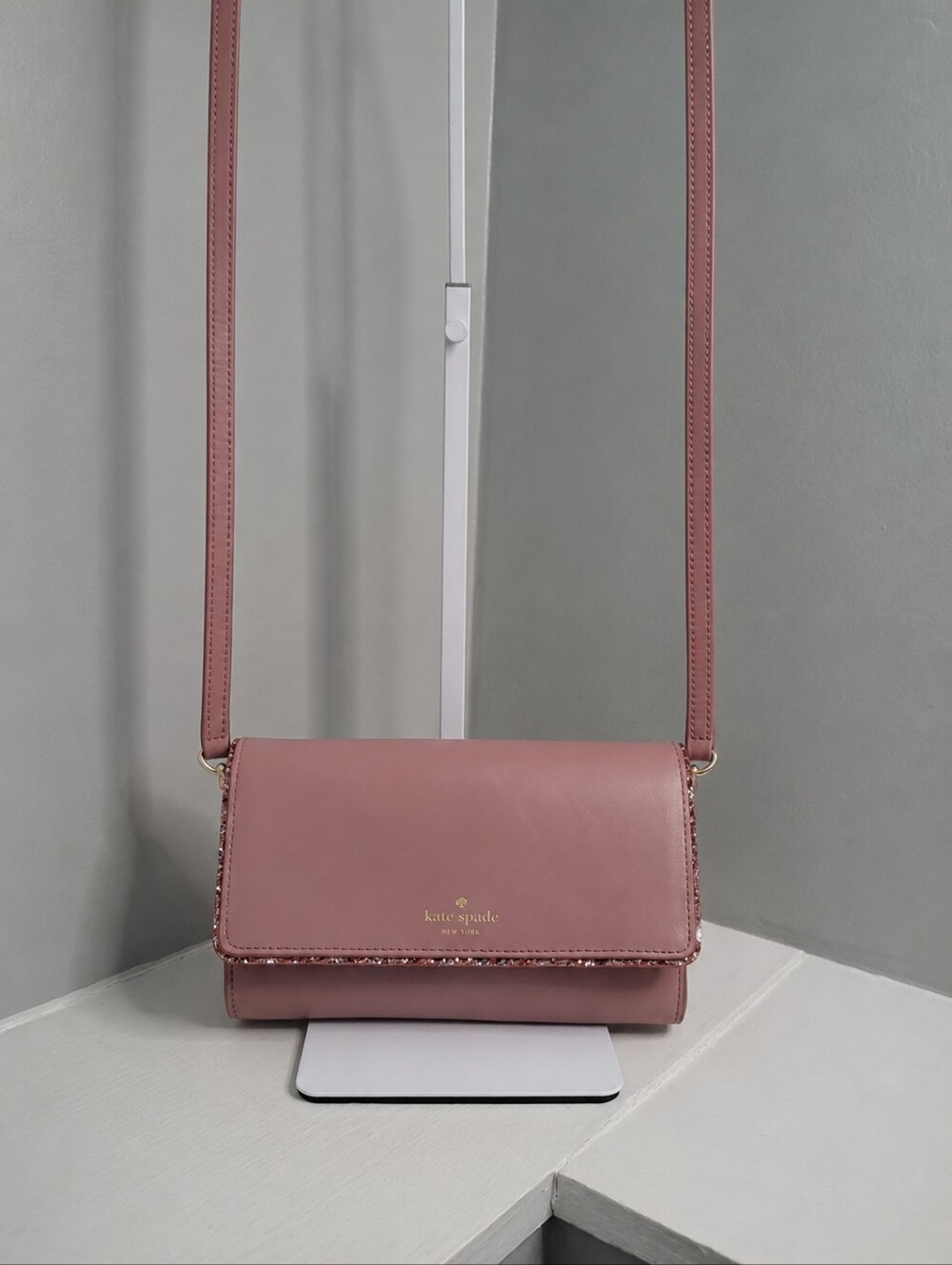Kate Spade Blush Pink Glitter Trim  Crossbody Bag Wallet EUC Like New